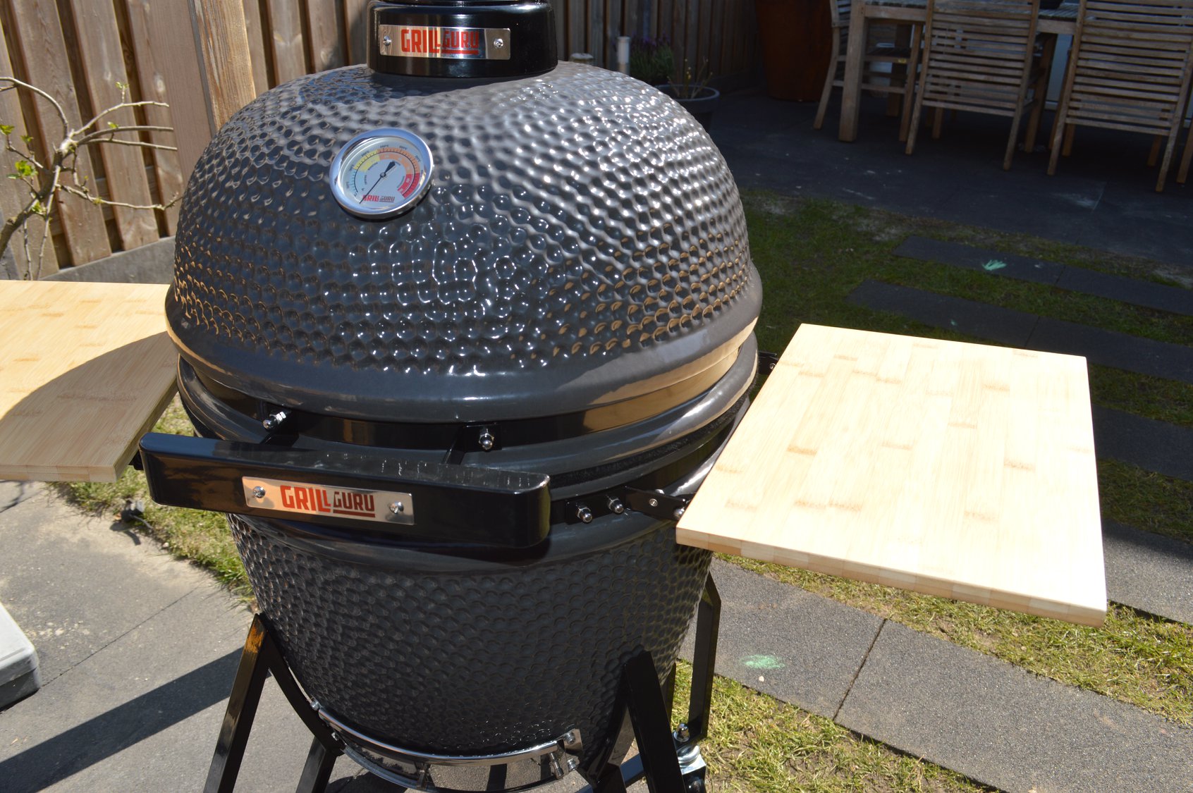 Review De Grill Guru classic Medium met Rotisserie Just for Koks.nl