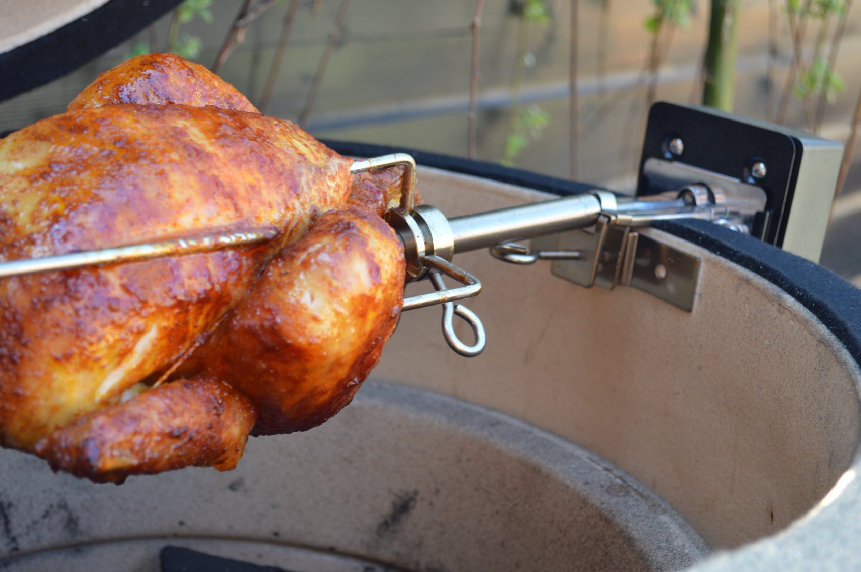 Review De Grill Guru classic Medium met Rotisserie Just for Koks.nl
